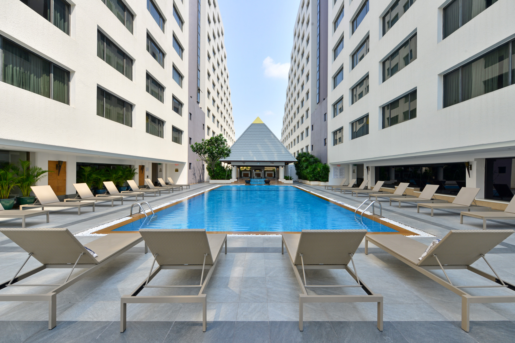 The Twin Towers Hotel Bangkok